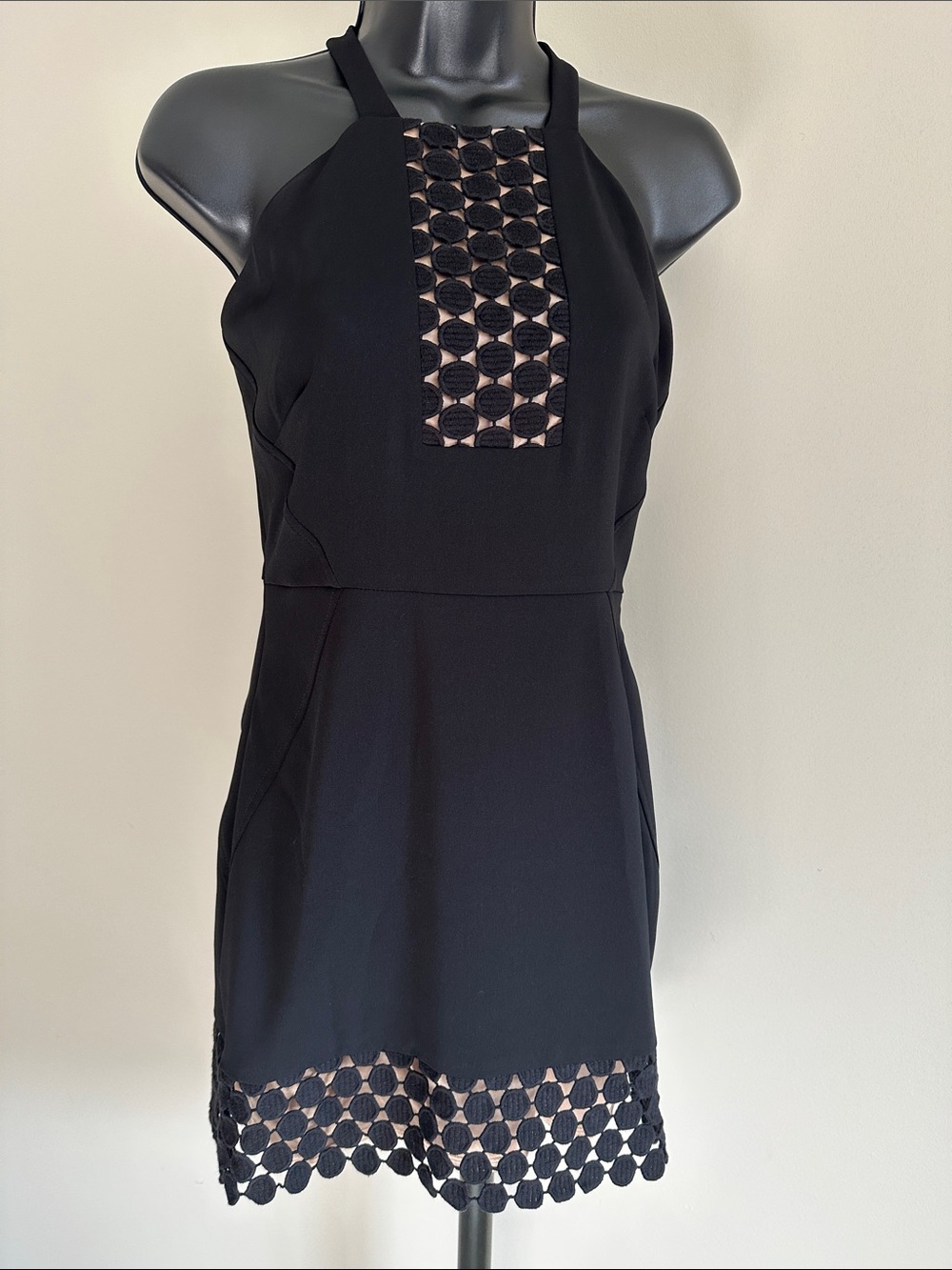 🩶 Laundry By Shelli Segal Black Halter Mini Dress with Crochet Insets